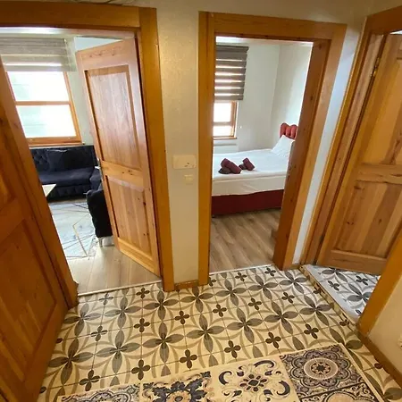 Apartment Flat In Cihangir